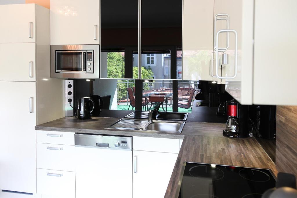 3 Rooms Sunny Apartments-Schoenbrunn, 100M2 With Balcony Wien Eksteriør bilde